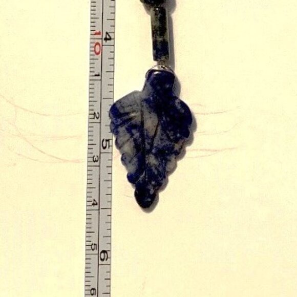 Sodalite Leaf Keychain – Wisdom, Intuition & Inner Balance - Picture 7 of 7